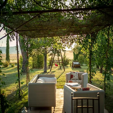 Well-equipped In Ospedaletto Italy With Private Pool Holiday home Pienza